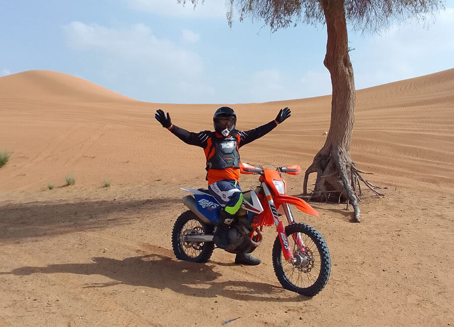 13-dirt-bike-ride-location-al-badayer-dubai-uae-big-red